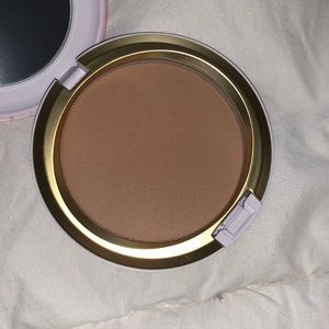 Limited addition Mac bronzer